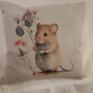 mouse holding flowers cushion